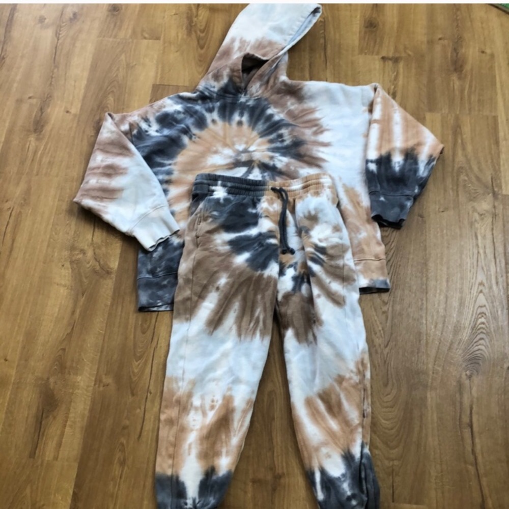 Aritzia Tie-Dye Hoodie and Joggers Set
